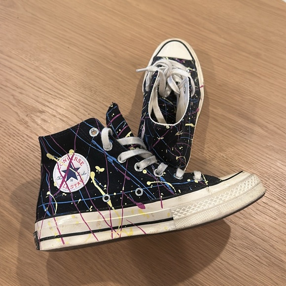 Converse - Picture 3 of 3